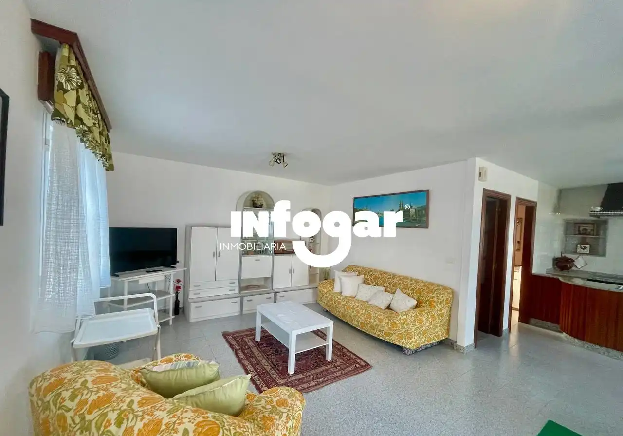 Sala d'estar de Casa o xalet de lloguer en Oia amb Jardí privat, Terrassa i Piscina