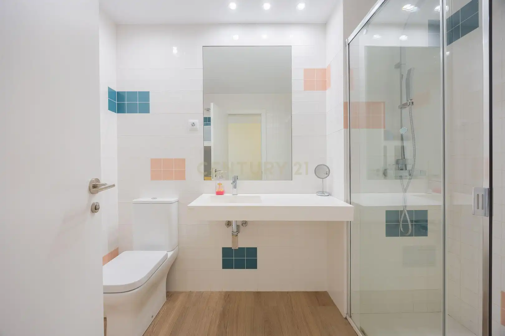 Baño de Apartamento en venta en Madrid con Piscina