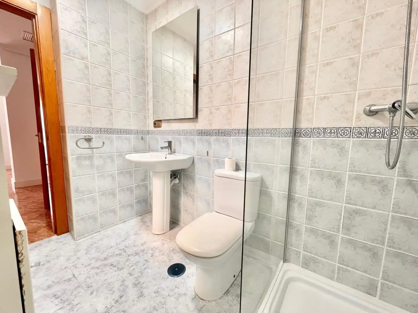 Bany de Apartament de lloguer en Albatera amb Traster, Moblat i Rentadora