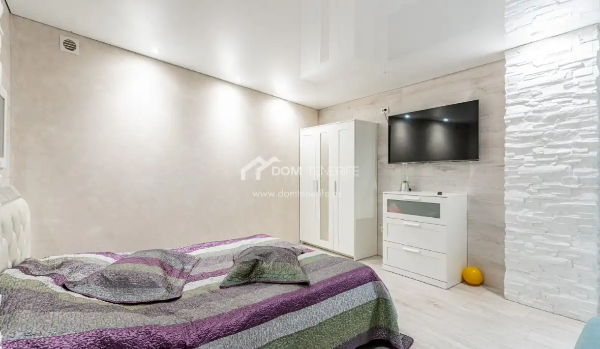 Dormitori de Casa o xalet en venda en Adeje amb Terrassa i Moblat