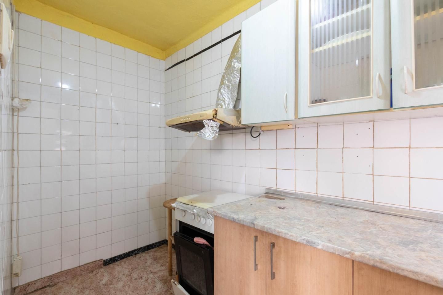 Kitchen of Planta baja for sale in Terrassa