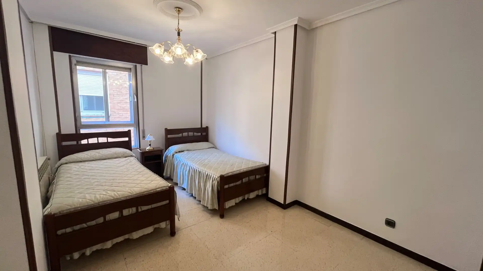 Habitación de Piso en venta en Valladolid con Calefacción y Trastero