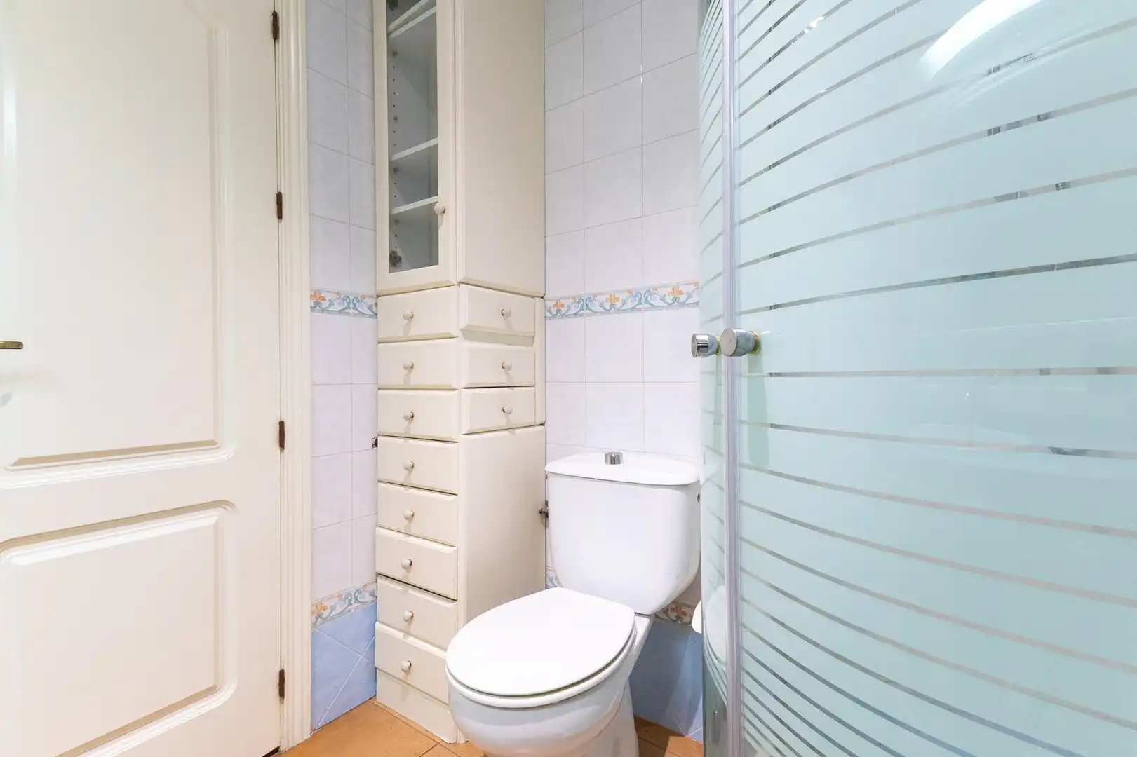 Bathroom of Flat for rent in Orihuela  with Air Conditioner and Furnished