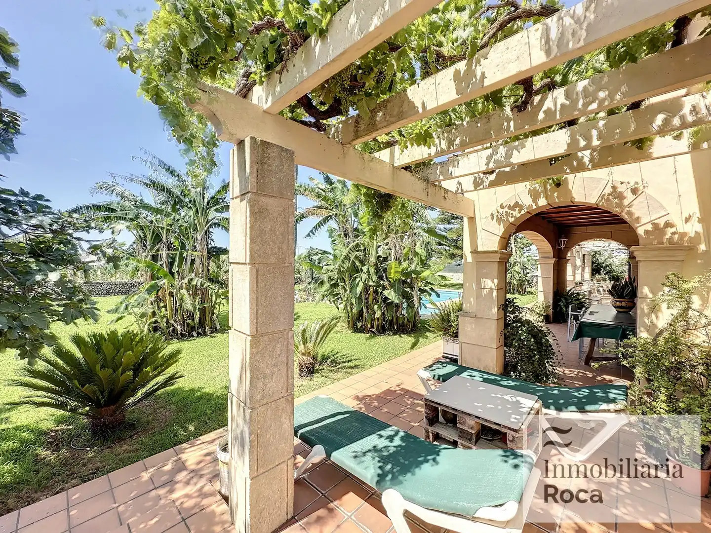 Terrassa de Finca rústica en venda en Maó - Mahón amb Aire condicionat, Calefacció i Jardí privat