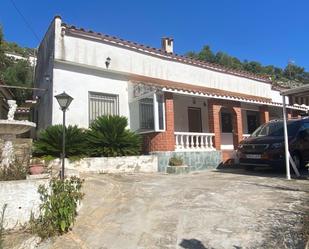 Casa adosada en venda a Castellet i la Gornal