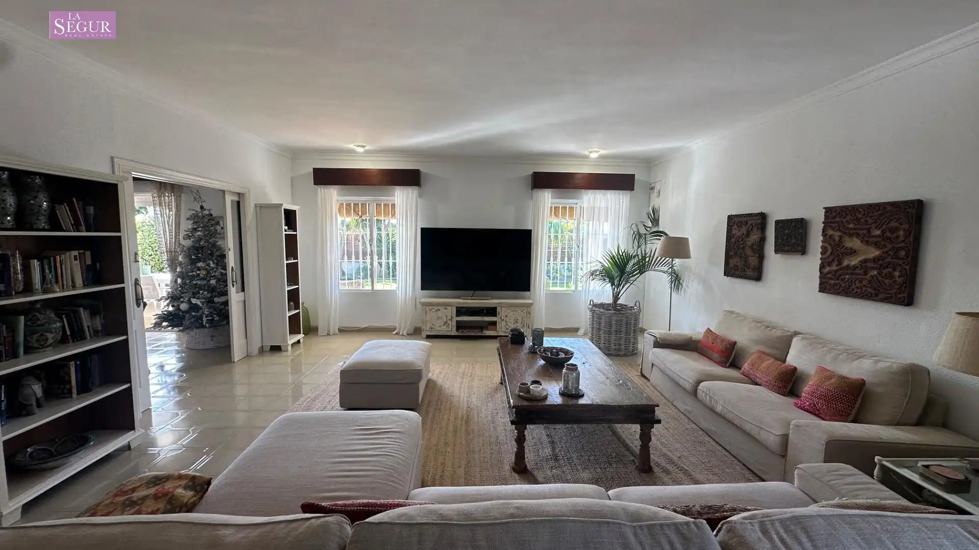 Sala de estar de Finca rústica en venta en Barbate con Aire acondicionado, Jardín privado y Terraza