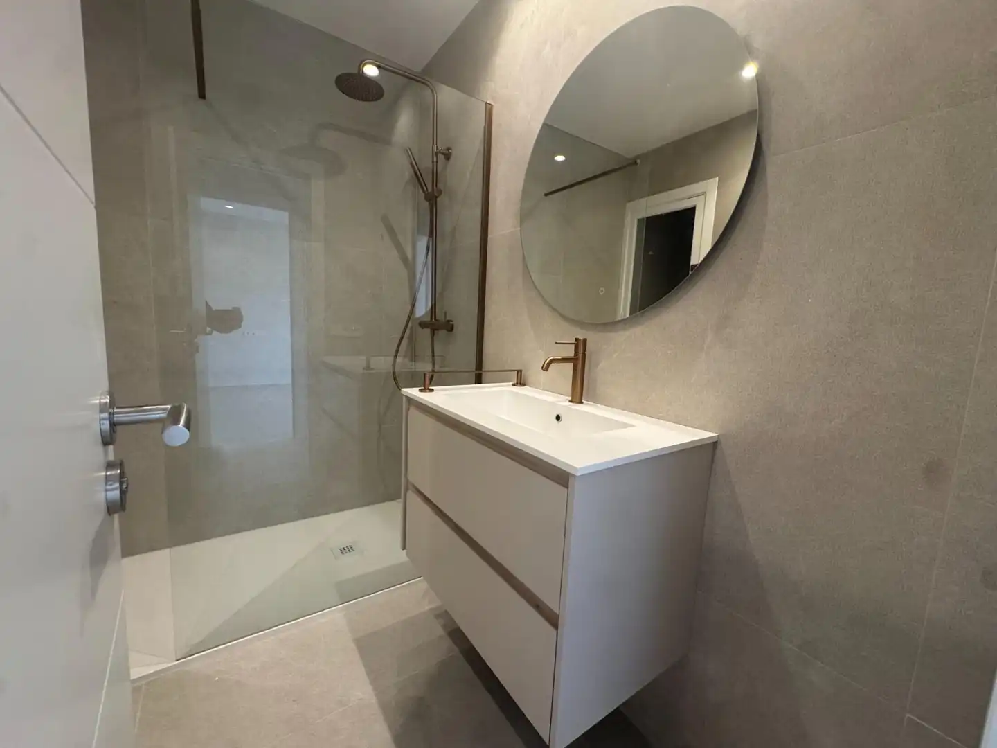 Flat for rent in Carrer GENERAL RIERA, Bons Aires