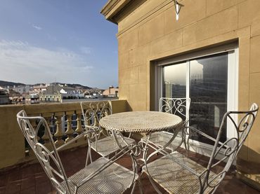 Penthouse mit Aufzug zum Verkauf in Carrer de Girona
