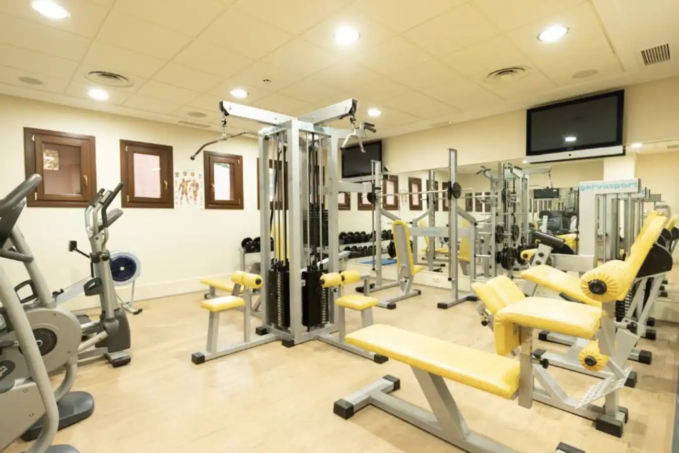 Apartamento en venta en Estepona con Aire acondicionado, Terraza y Piscina