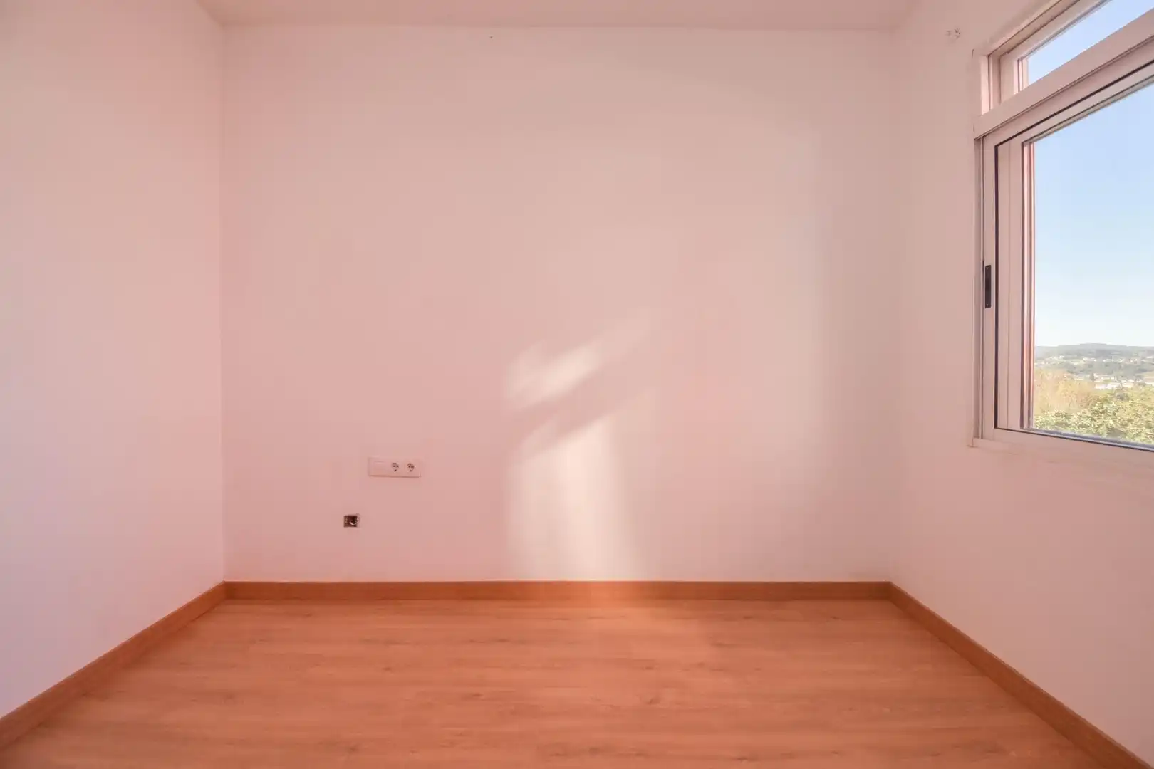 Flat for rent in Cambre , A Coruña