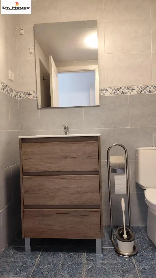 Badezimmer von Wohnung zur Miete in Málaga mit Terrasse, Möbliert und Ofen