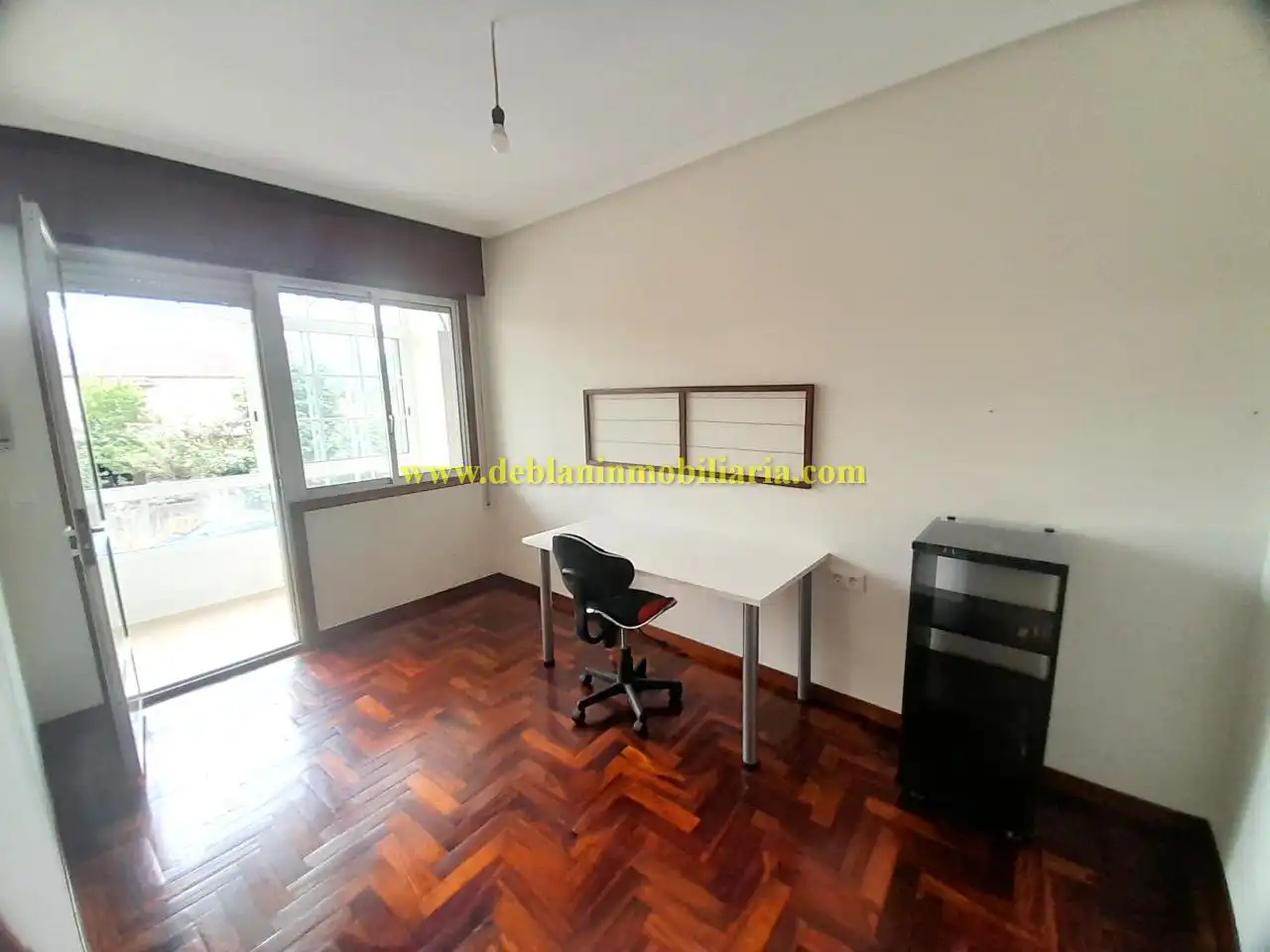 Schlafzimmer von Wohnung zur Miete in O Porriño   mit Terrasse und Balkon