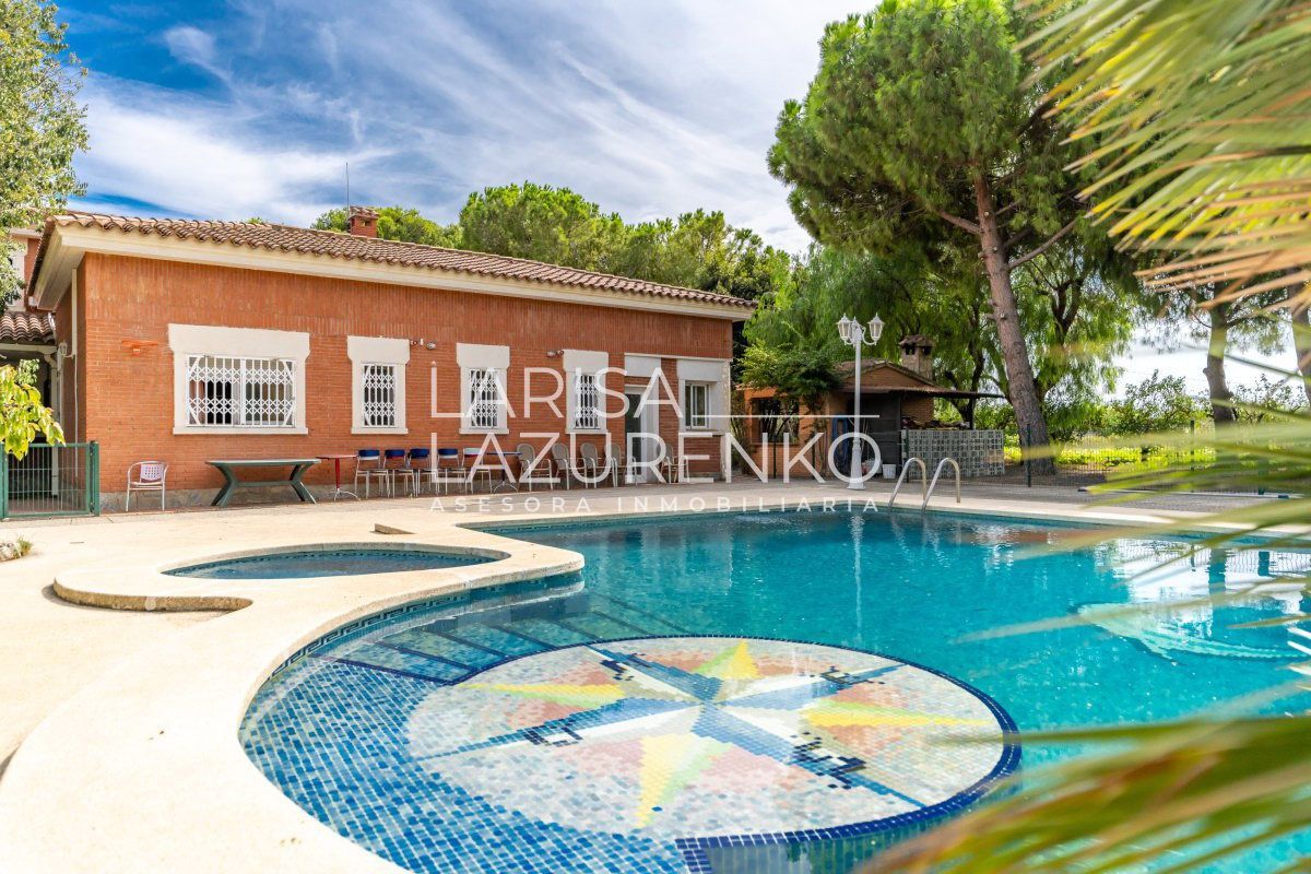 Vista exterior de Casa o xalet en venda en Reus amb Aire condicionat, Calefacció i Terrassa