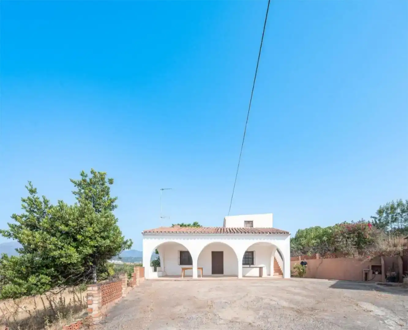 Vista exterior de Terreno en venta en Estepona