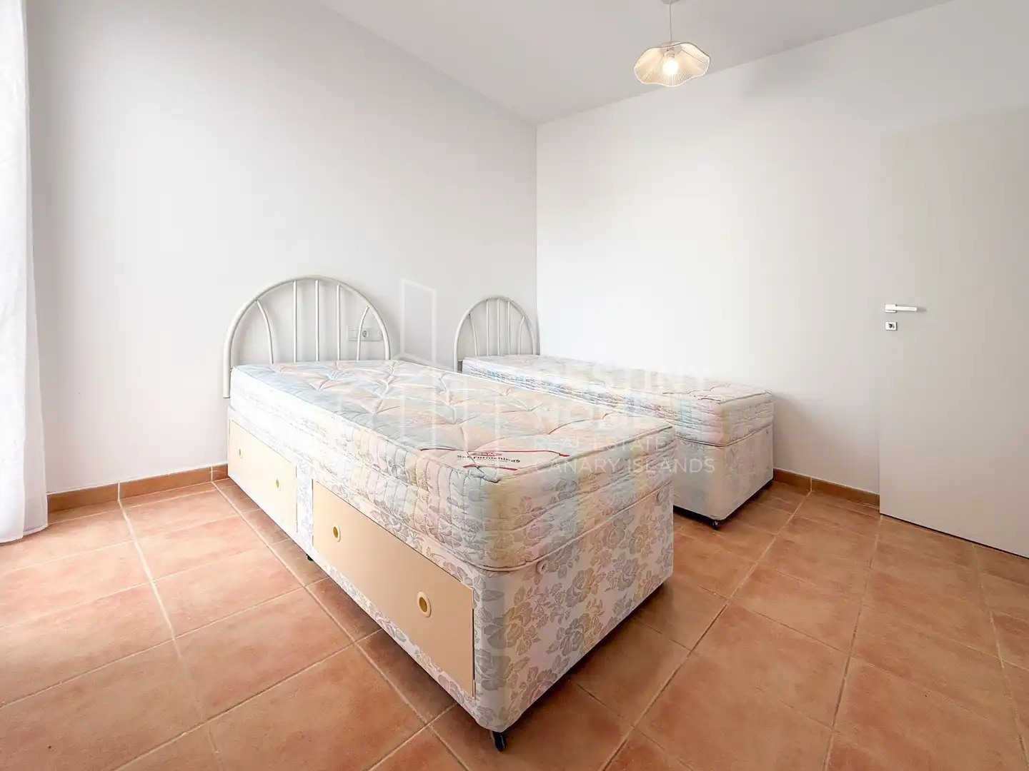 Dormitori de Dúplex en venda en La Oliva amb Jardí privat i Terrassa