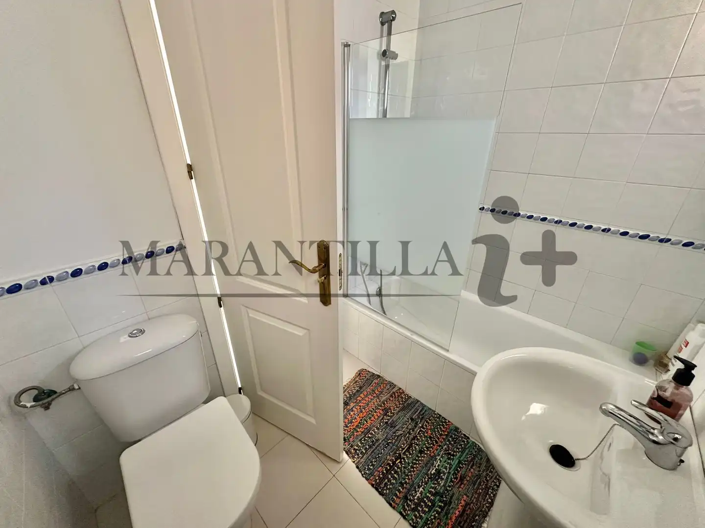 Baño de Ático en venta en Islantilla con Terraza, Trastero y Piscina comunitaria