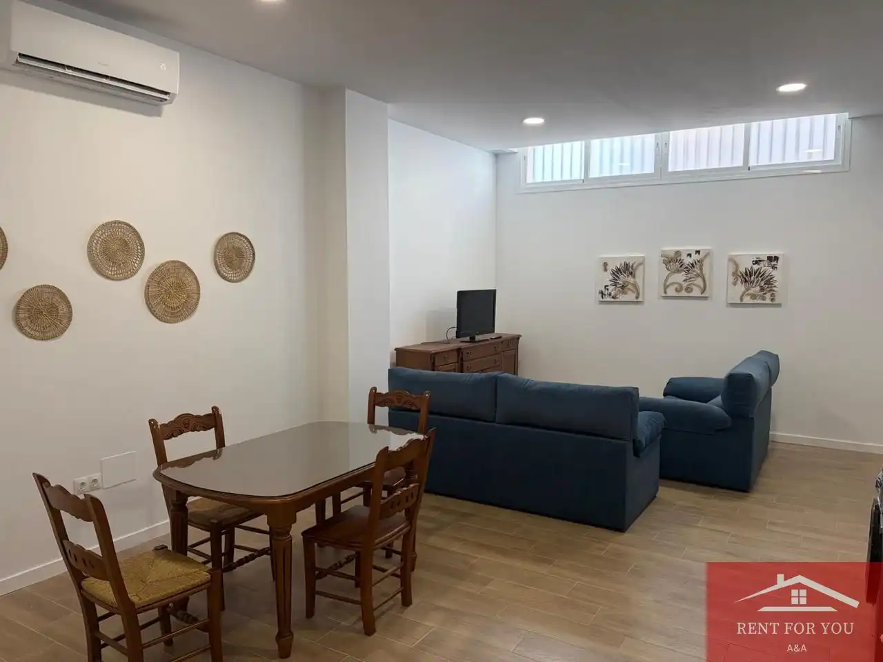 Sala de estar de Estudio de alquiler en Alhaurín El Grande con Aire acondicionado y Amueblado