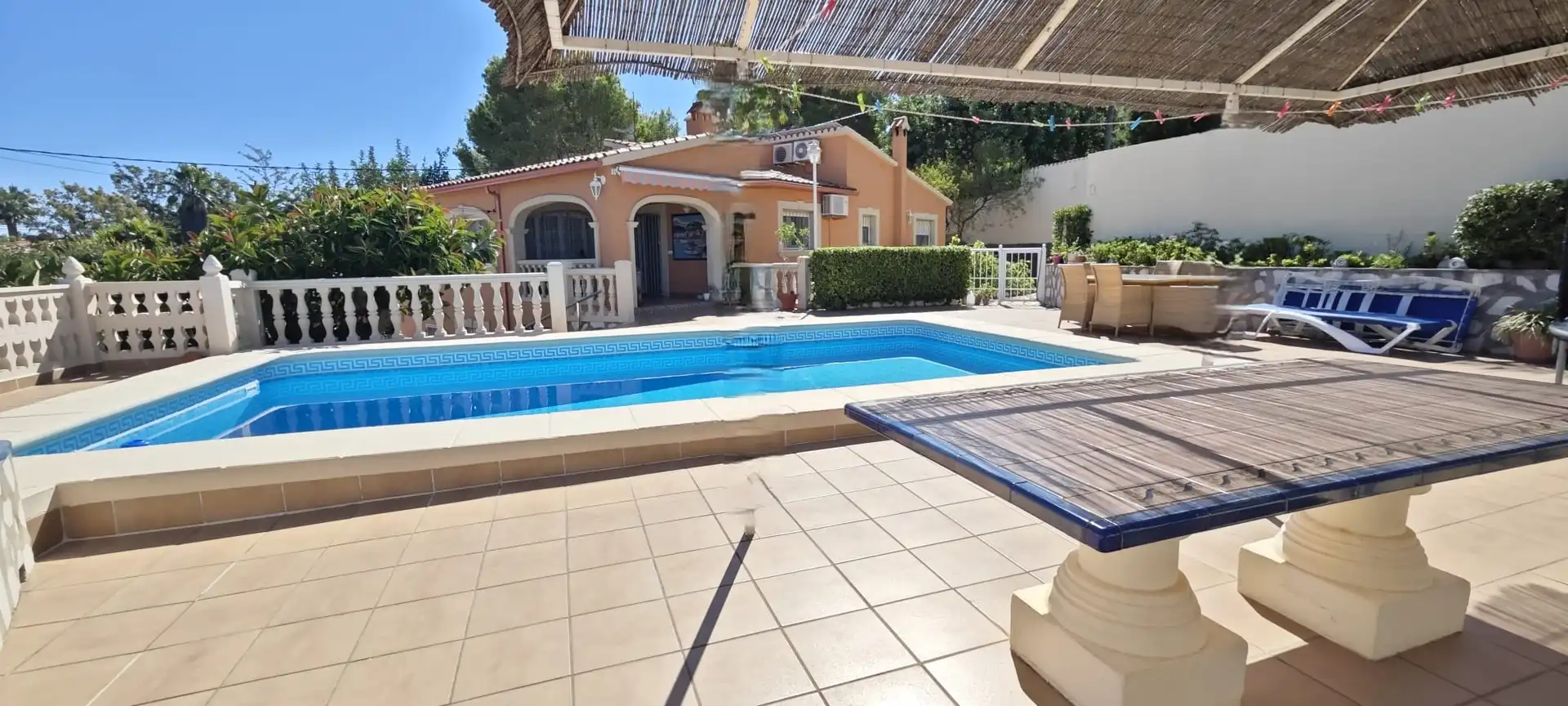Villa avec terrasse à vendre à El Montgó