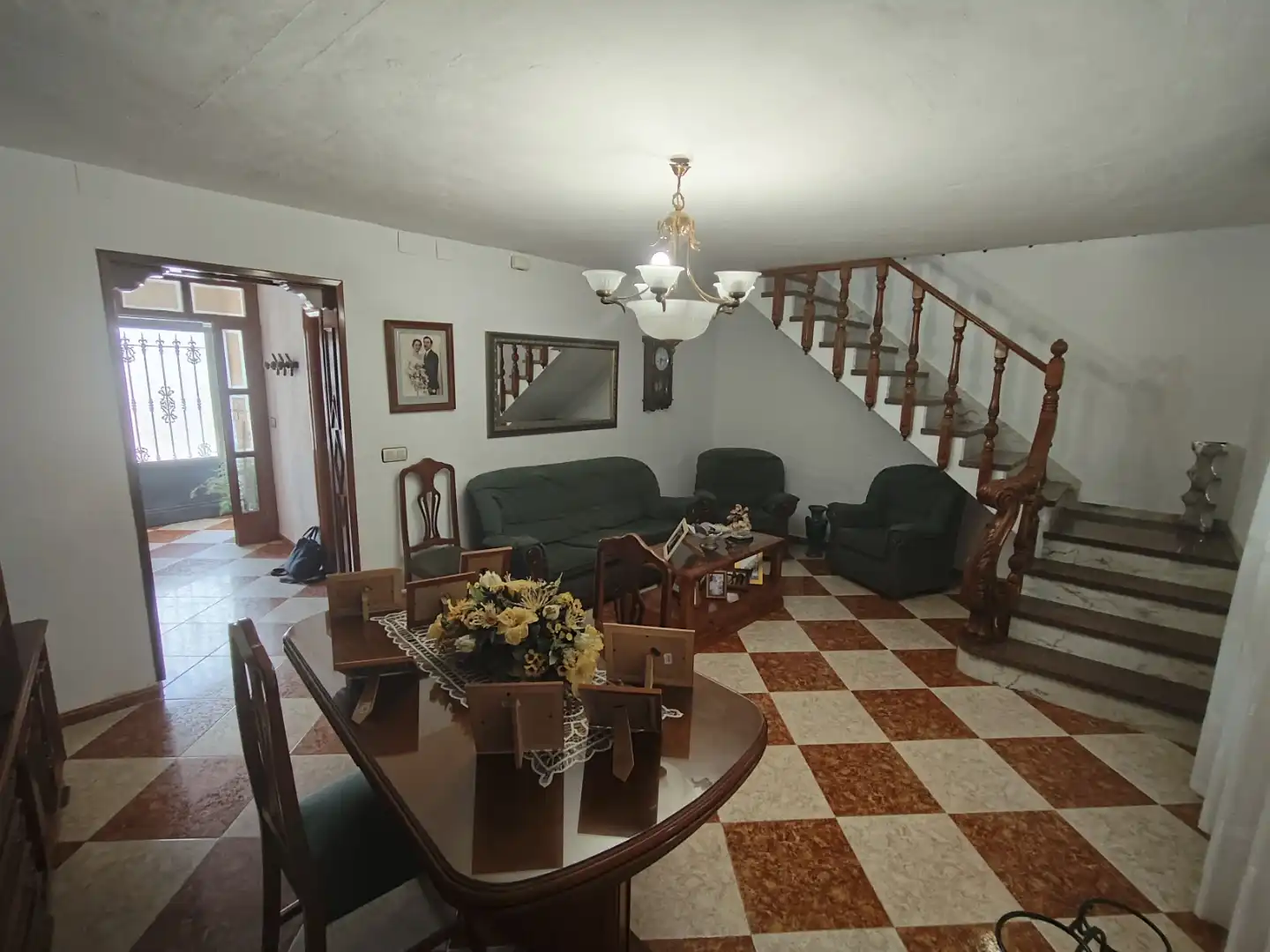 Sala d'estar de Casa o xalet en venda en Mengíbar