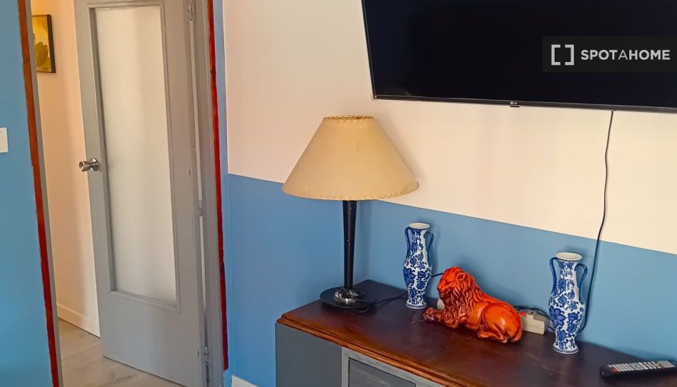 Piso de alquiler en Los Rosales - Imagen 4