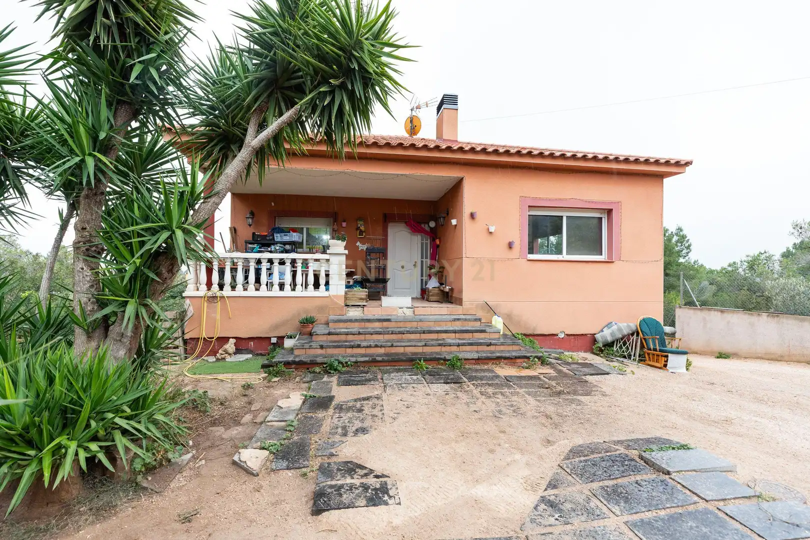 Vista exterior de Casa o xalet en venda en El Montmell amb Aire condicionat, Jardí privat i TV