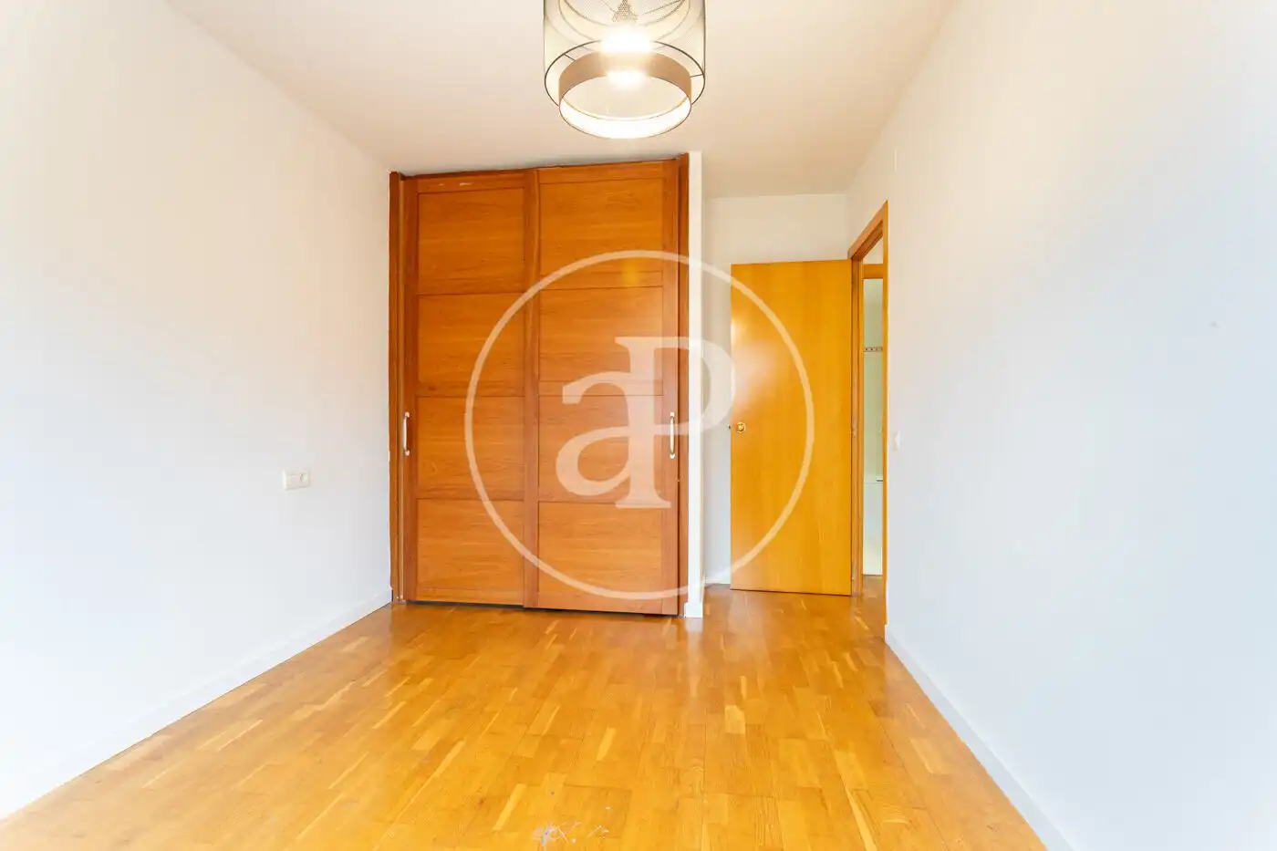 Piso de alquiler en Rubí con Aire acondicionado, Calefacción y Jardín privado