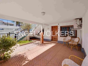 Maison avec balcon à vendre à Orihuela Costa