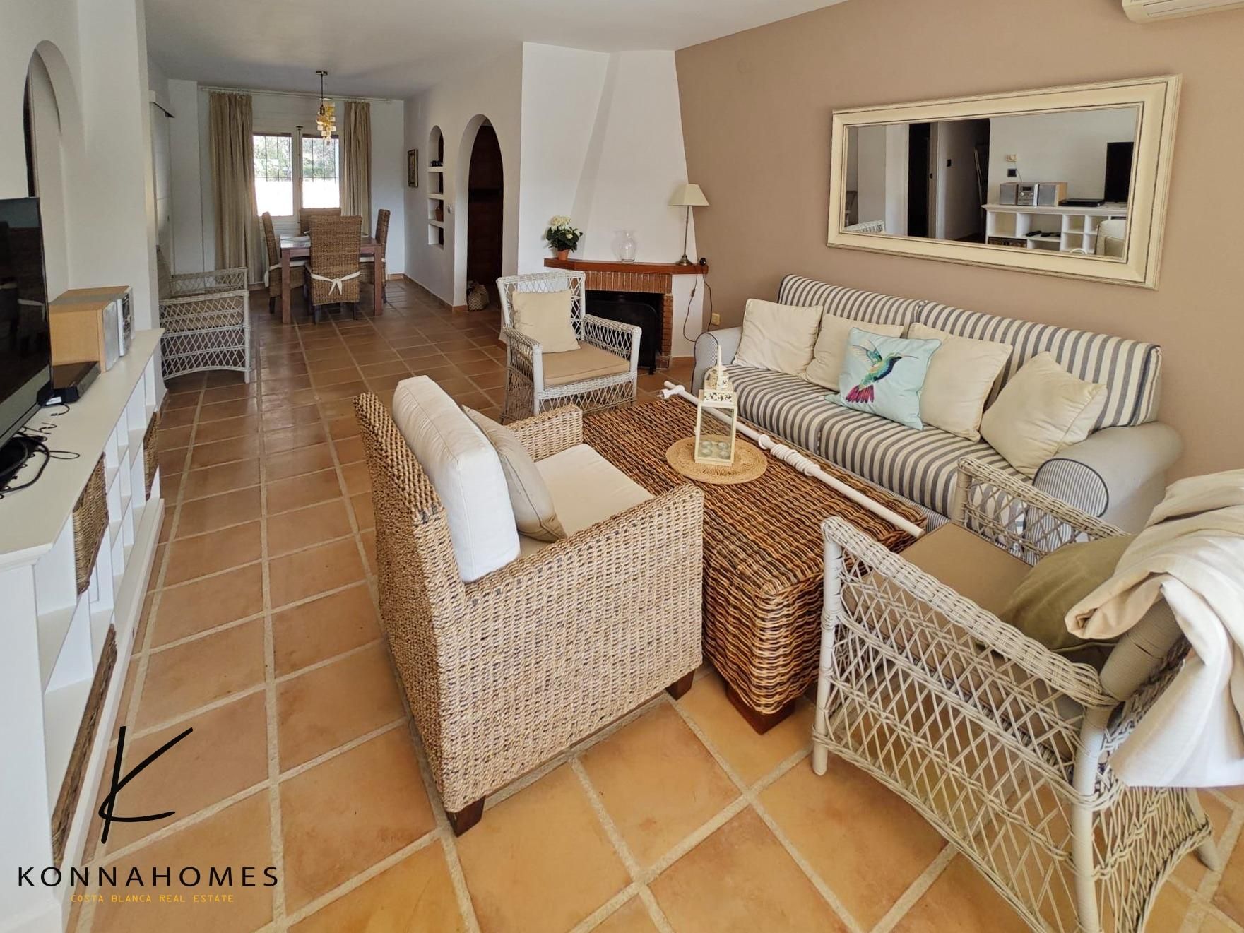 Living room of Apartment for sale in Altea  with Heating, Private garden and Terrace