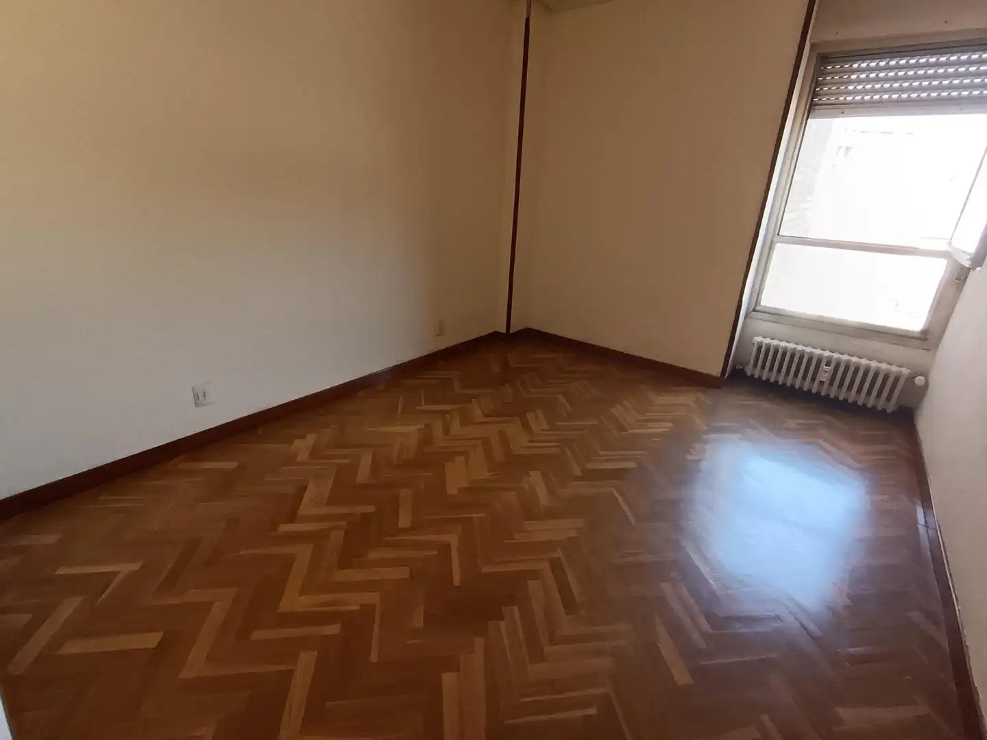 Habitación de Piso en venta en Valladolid con Calefacción
