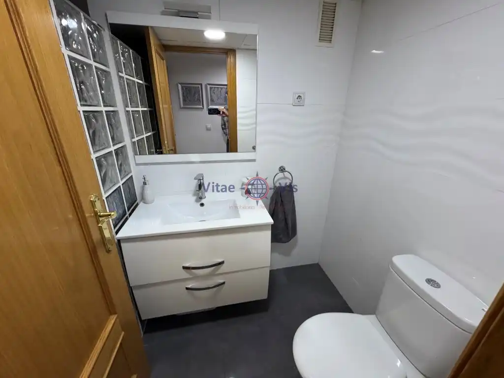 Bathroom of Flat for sale in Lorca  with Furnished, Balcony and Community pool