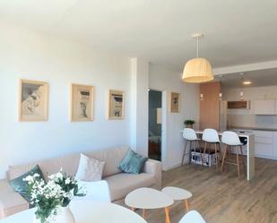 Sala d'estar de Pis en venda en Torremolinos amb Terrassa, Piscina i Moblat