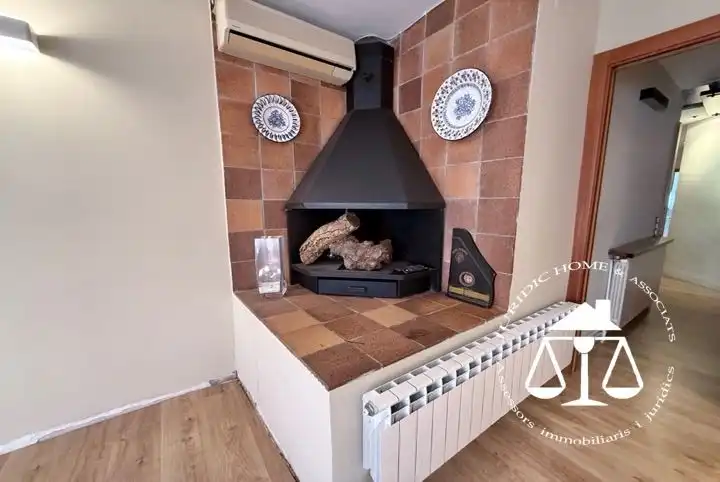 Detached homes for sale in Centre - Sant Oleguer