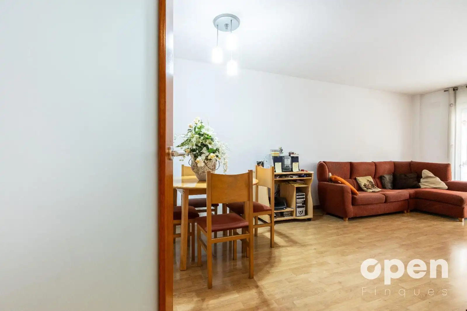 Living room of Flat for sale in Terrassa  with Air Conditioner, Heating and Terrace