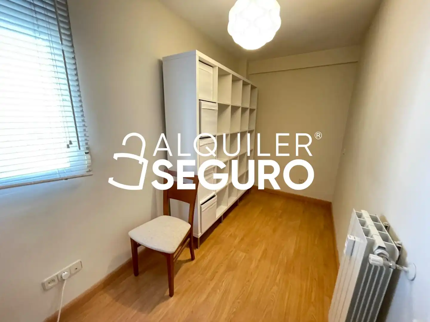 Habitación de Piso de alquiler en Madrid con Aire acondicionado, Calefacción y Amueblado