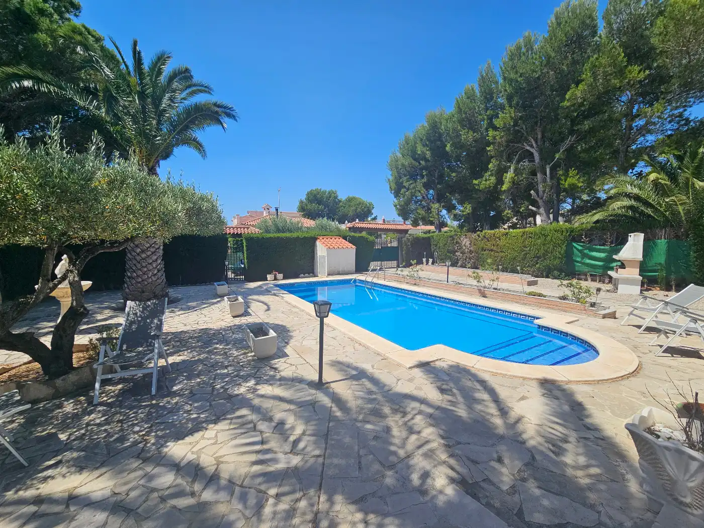 Chalet con terraza en venta en Calle Llevant, imagen 3
