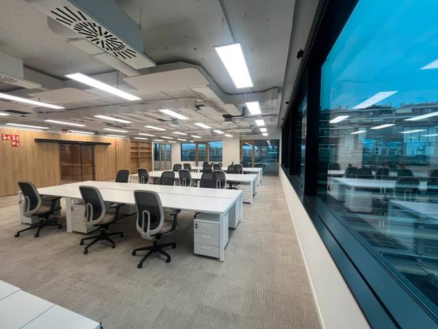 Oficina en Alquiler en Gran Via de les Corts Catalanes en Provençals del Poblenou