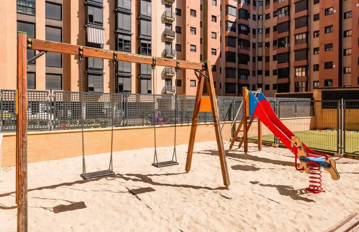 Dúplex con terraza en venta en Avenida de la Gran Vía del Sureste 25, imagen 9