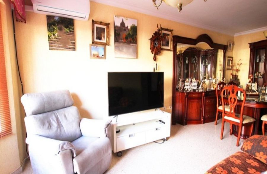 Sala de estar de Casa adosada en venta en Jerez de la Frontera con Aire acondicionado y Terraza