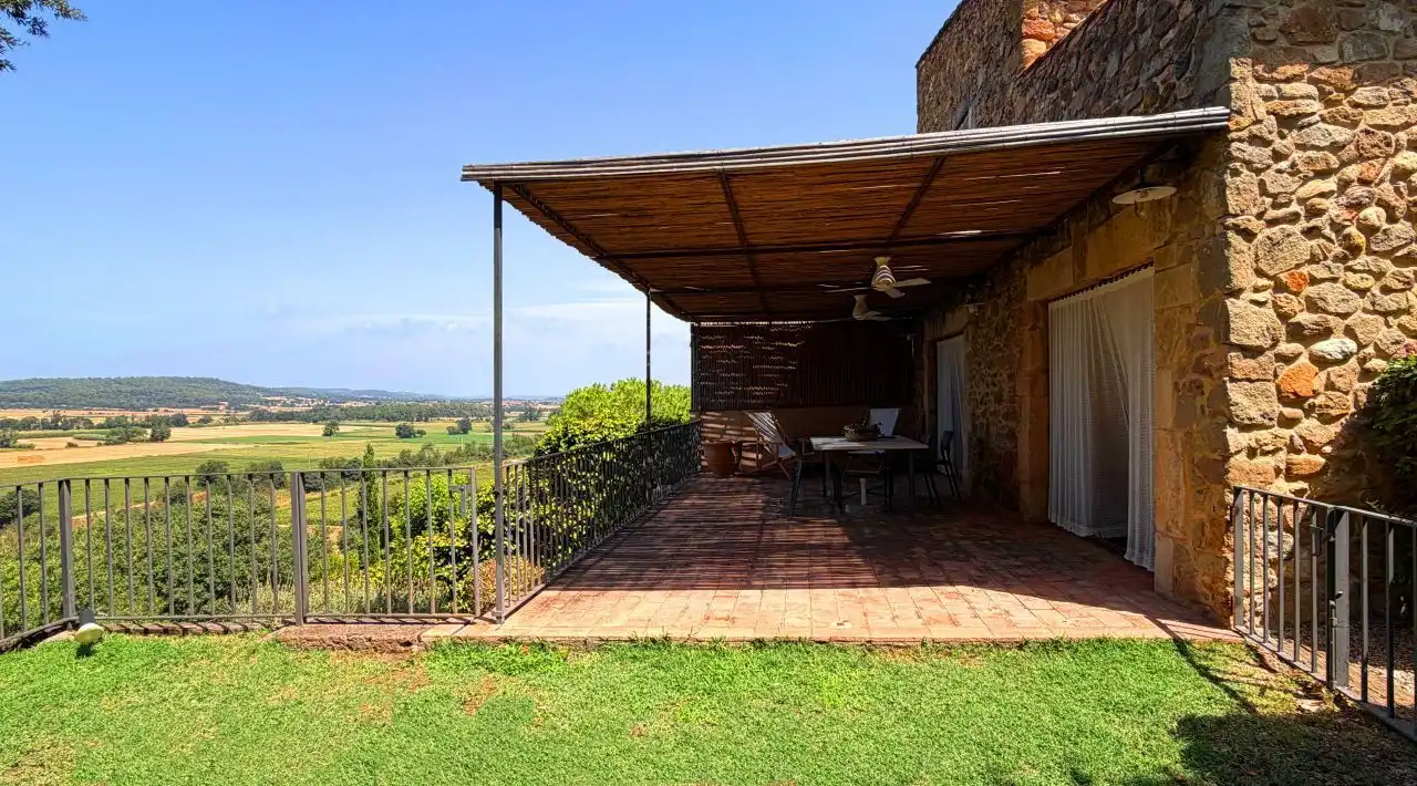 Landhaus mit Garten zum Verkauf in Barri Castell d'Empordà, imagen 7