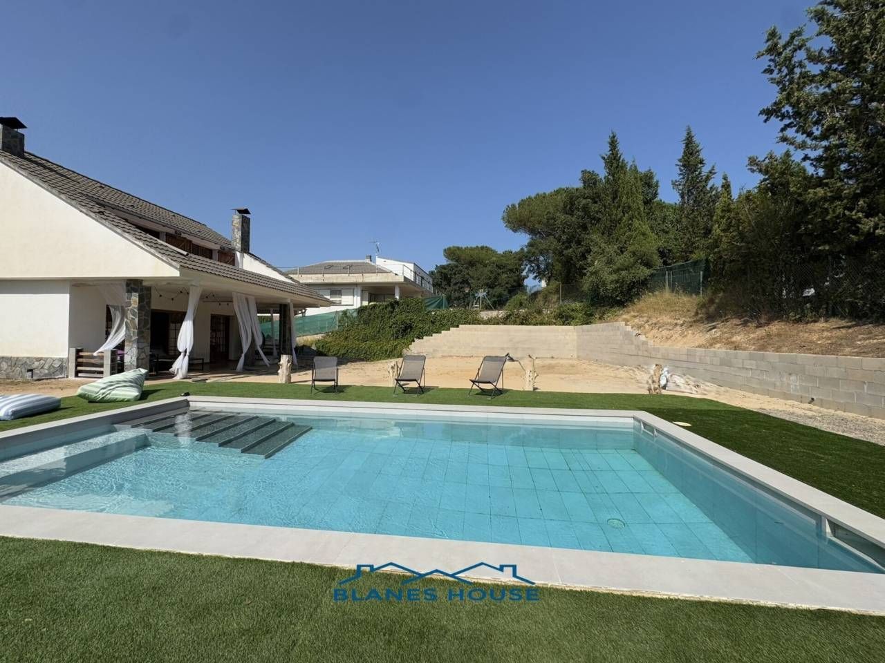Piscina de Casa o xalet en venda en Vidreres amb Jardí privat, Terrassa i Piscina