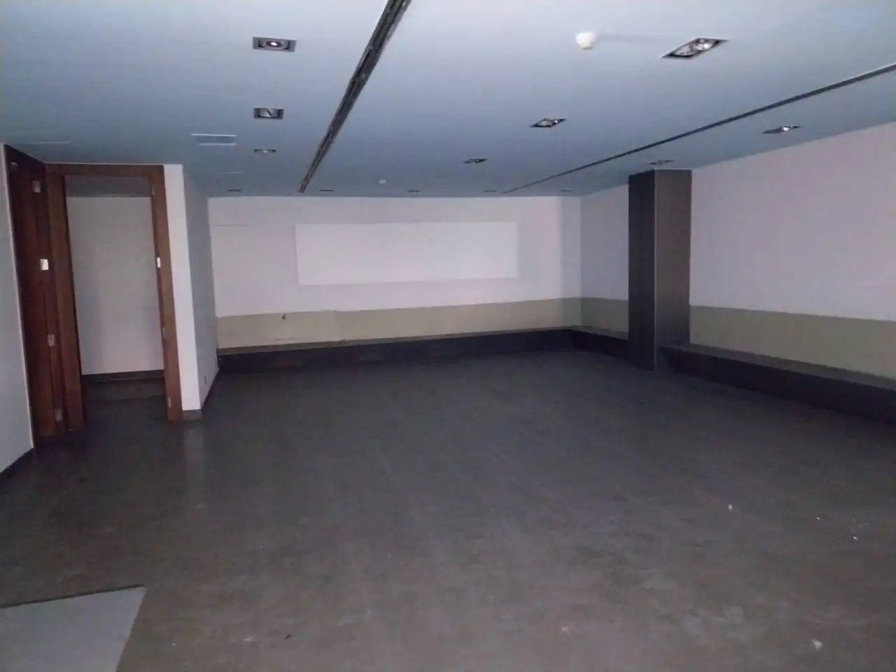 Office space with lift for sale in Avenida Corts Catalanes, imagen 25