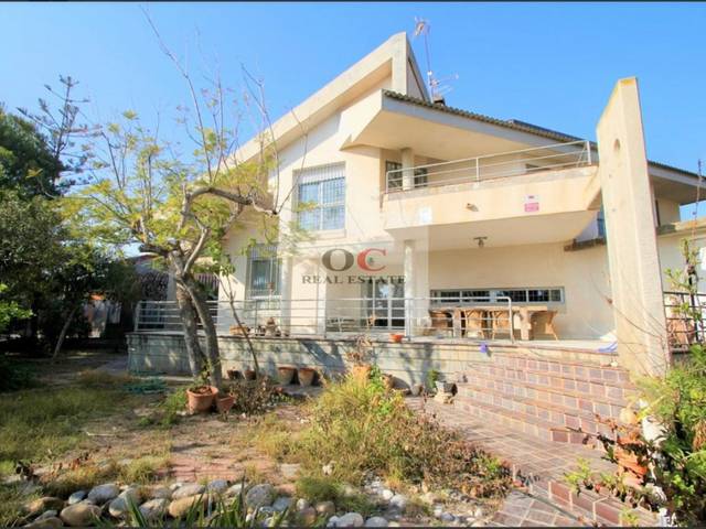 Casa-chalet en Venta en N/A en Campoamor