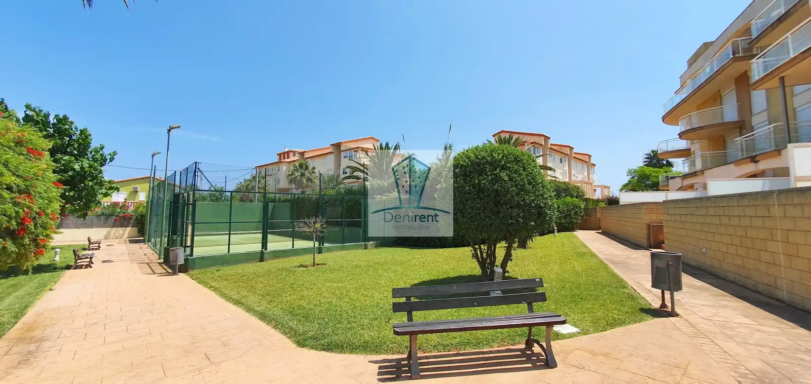 Außenansicht von Wohnungen zur Miete in Dénia mit Klimaanlage, Heizung und Terrasse