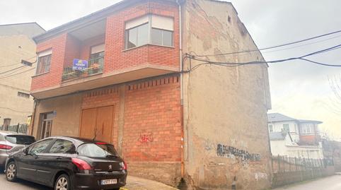 Foto 3 de Casa o chalet en venta en Calle Teleno, Zona Alta, Ponferrada