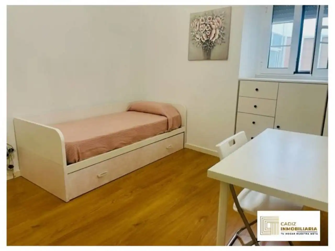 Schlafzimmer von Wohnung zur Miete in Cádiz
