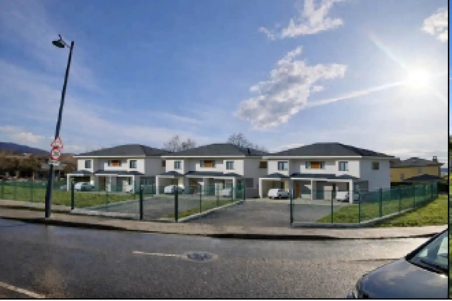 Außenansicht von Einfamilien-Reihenhaus zum Verkauf in Valdés - Luarca mit Heizung, Privatgarten und Terrasse