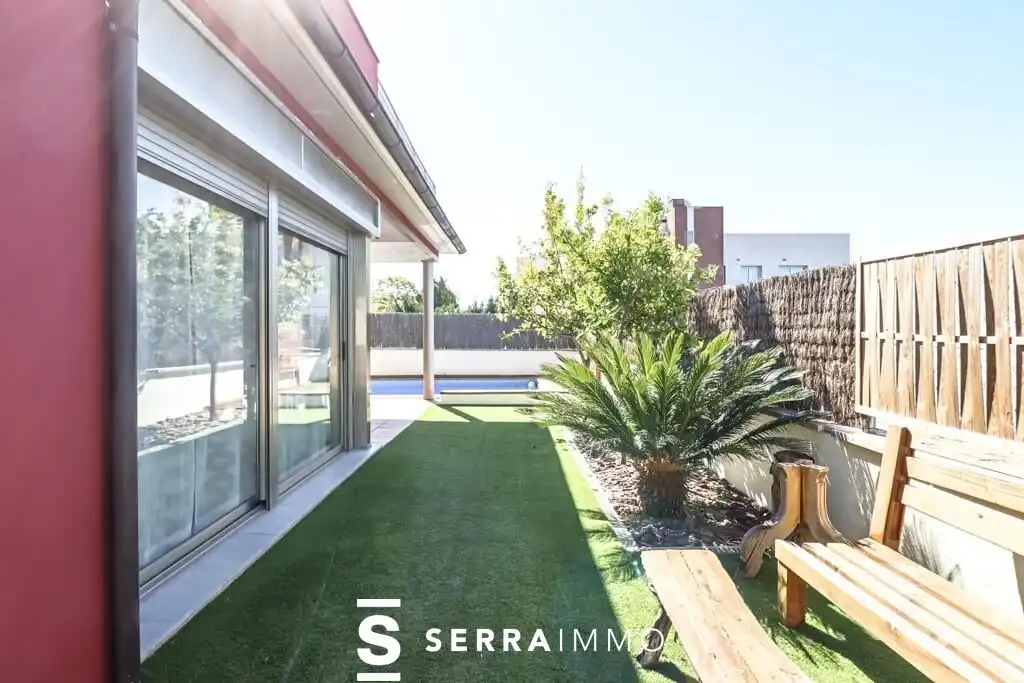Terrassa de Casa o xalet en venda en Vilafranca del Penedès amb Aire condicionat, Calefacció i Jardí privat