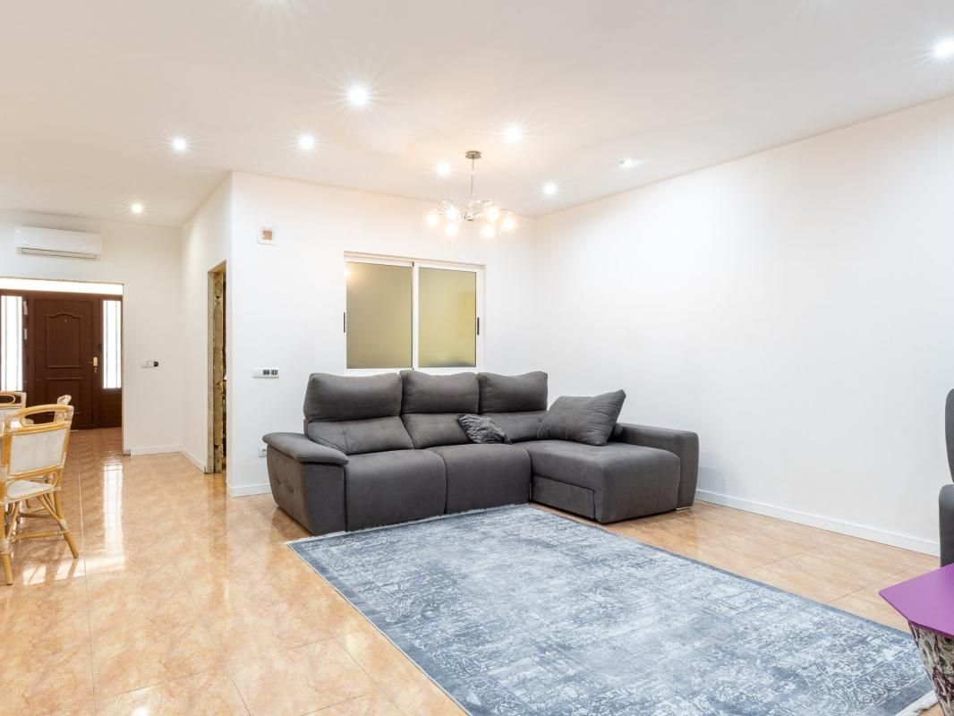 Single-family semi-detached for sale in C. Málaga, 12, Catarroja