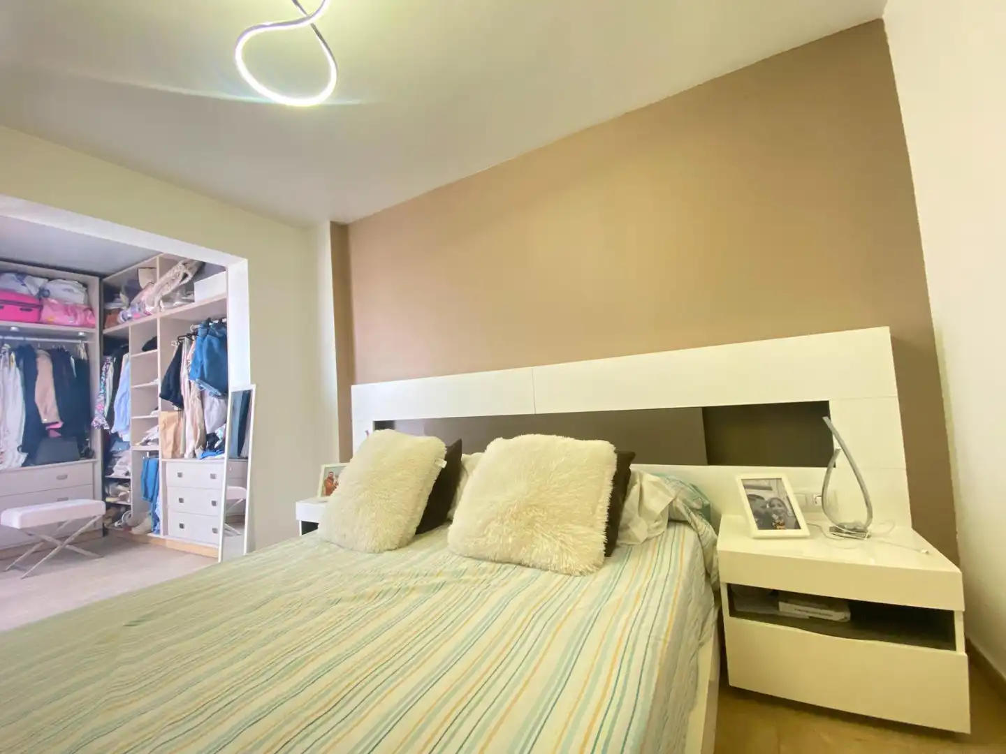 Schlafzimmer von Dachboden zum Verkauf in Lorca mit Klimaanlage, Heizung und Terrasse