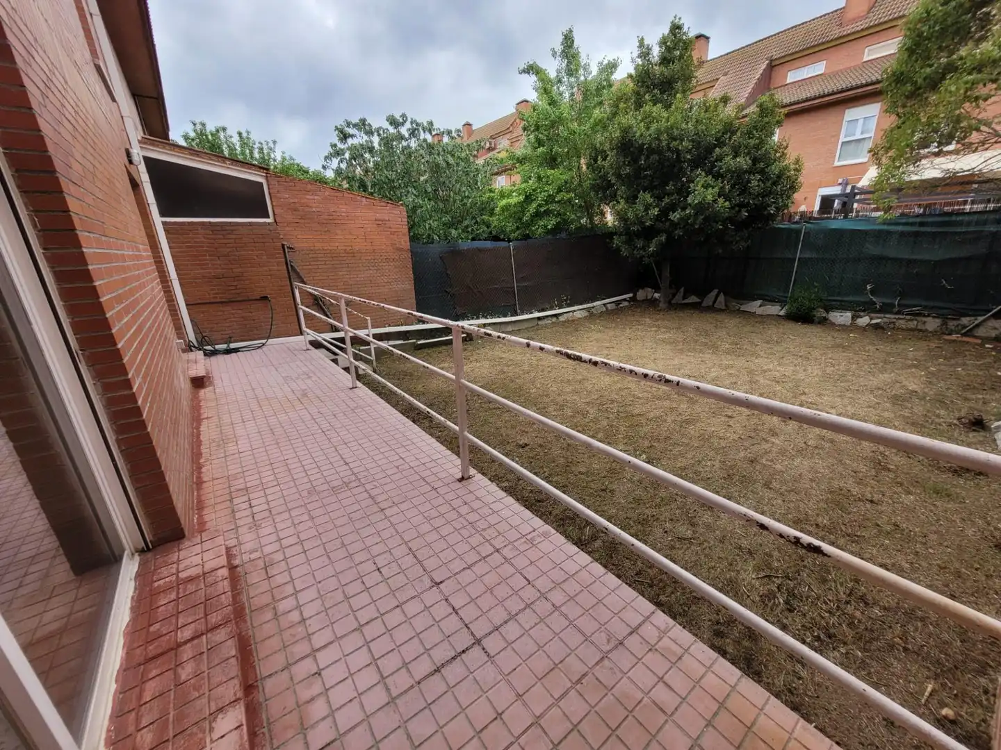 Jardí de Casa adosada en venda en Carrascal de Barregas amb Calefacció, Jardí privat i Parquet